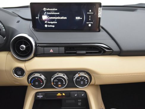 New 2026 MAZDA MX-5 Miata RF Grand Touring w/ Weather Package RWD image 32