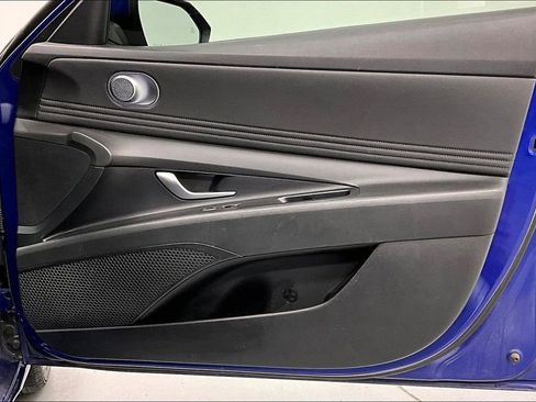 Used 2023 Hyundai Elantra SEL w/ Convenience Package image 22