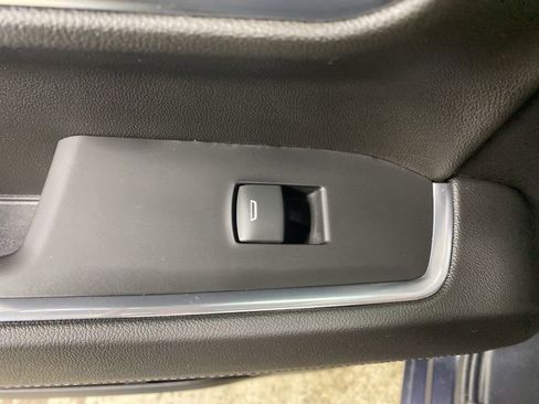 Used 2022 Chevrolet Silverado 1500 RST w/ Z71 Off-Road Package image 22