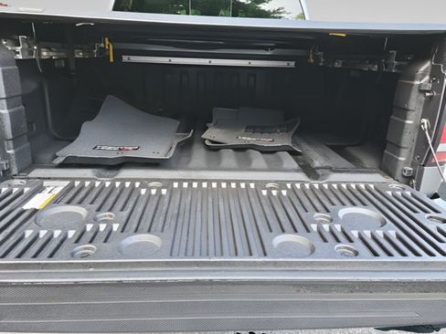Used 2023 Nissan Frontier PRO-4X w/ Pro-4X Premium Package AWD/4WD image 14