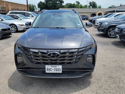Used 2022 Hyundai Tucson Limited w/ Cargo Package FWD image 3