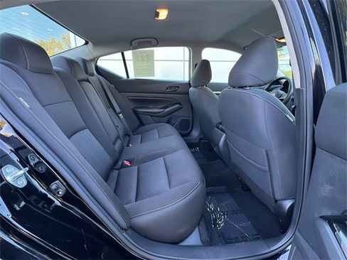 Used 2023 Nissan Altima 2.5 SV image 26