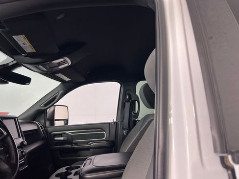 Used 2024 RAM 2500 Big Horn image 24