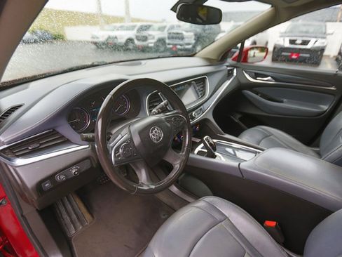 Used 2019 Buick Enclave Essence AWD/4WD image 4