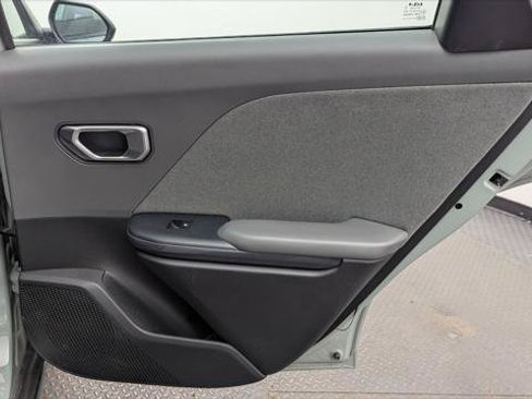 Used 2025 Kia K4 EX FWD image 19