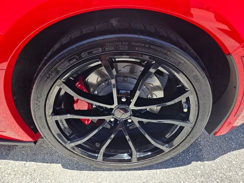 Used 2017 Chevrolet Corvette Grand Sport RWD image 5