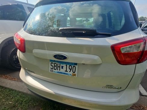 Used 2016 Ford C-MAX SEL w/ Equipment Group 302A FWD image 5