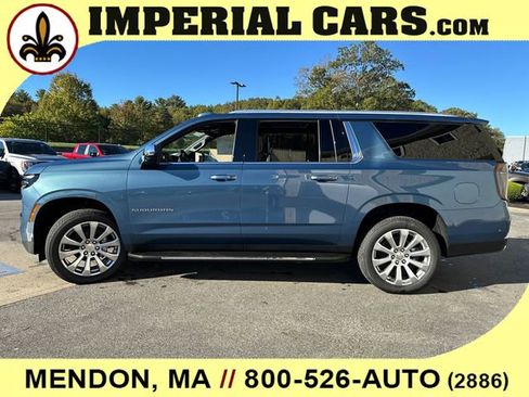 New 2026 Chevrolet Suburban Premier image 7