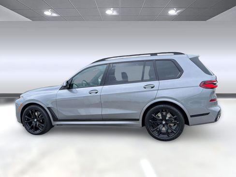 New 2027 BMW X7 xDrive40i w/ Executive Package AWD/4WD image 2