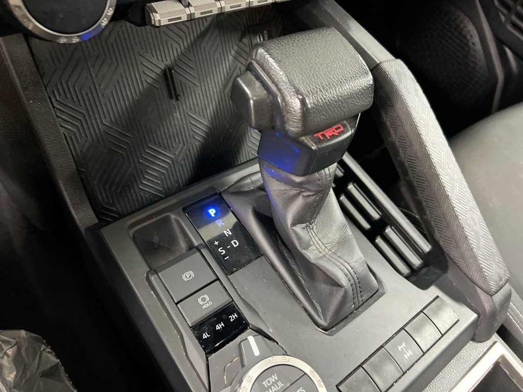 Used 2024 Toyota Tacoma TRD Off-Road AWD/4WD image 18