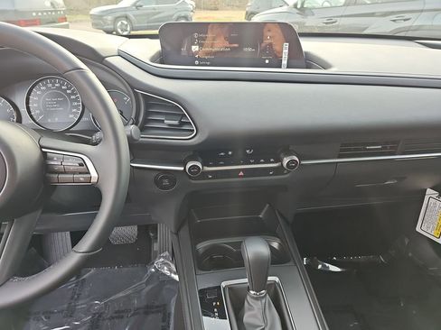 New 2026 MAZDA CX-30 AWD 2.5 S w/ Select Sport Pkg image 21