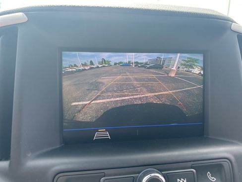Used 2020 GMC Terrain SLE FWD image 4