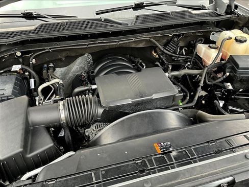 Used 2024 Chevrolet Silverado 2500 Custom w/ Custom Value Package AWD/4WD image 31