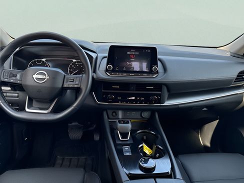 Certified 2025 Nissan Rogue SV w/ SV Premium Package AWD/4WD image 12