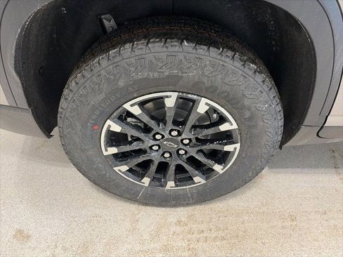 New 2026 Chevrolet Traverse Z71 w/ Driver Confidence Package image 7