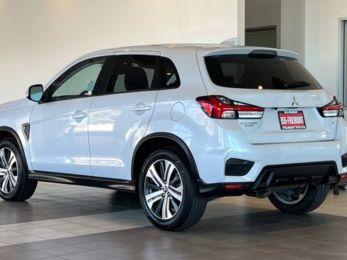 Used 2024 Mitsubishi Outlander Sport SE image 6