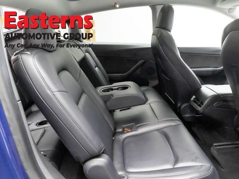 Used 2021 Tesla Model Y Long Range image 17