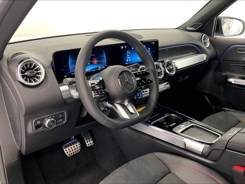 New 2026 Mercedes-Benz GLB 35 AMG 4MATIC image 8