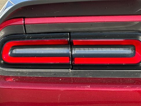 Used 2019 Dodge Challenger SRT Hellcat image 49