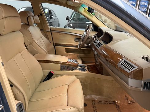 Used 2007 BMW 750Li image 26