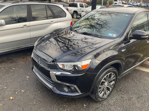 Used 2016 Mitsubishi Outlander Sport SE image 3