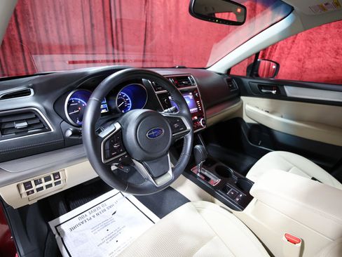 Used 2018 Subaru Outback 2.5i Premium image 12