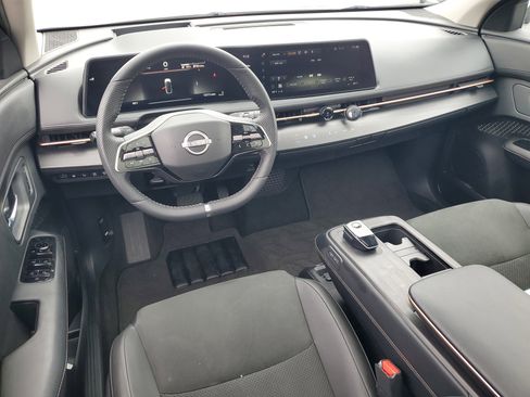 Certified 2025 Nissan Ariya FWD image 17