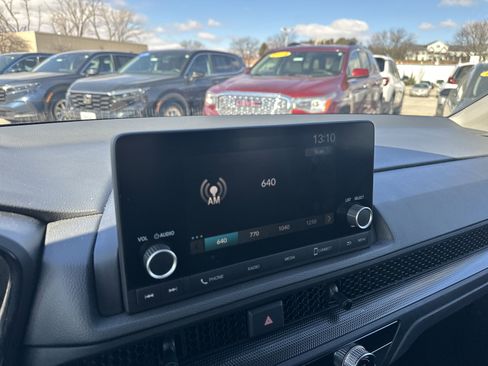 Used 2025 Honda CR-V LX image 25