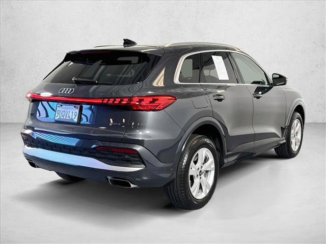 Used 2025 Audi Q5 Premium AWD/4WD image 5