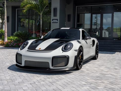 Used 2018 Porsche 911 GT2 RS RWD image 11