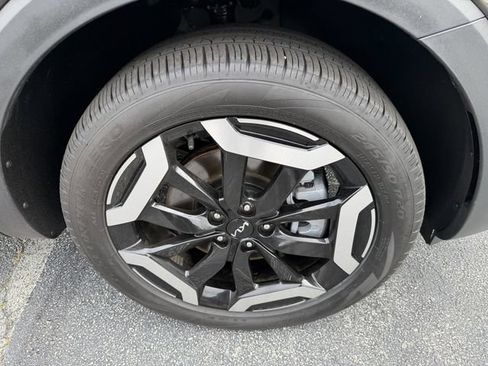 Certified 2025 Kia Telluride EX w/ EX Captain's Chair Package FWD image 50