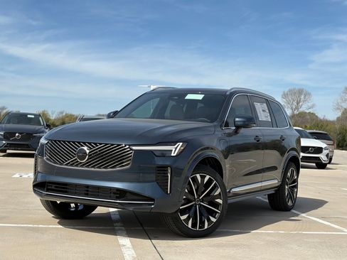 New 2026 Volvo XC90 T8 Core w/ Protection Package Premier image 2