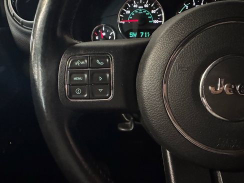 Used 2017 Jeep Wrangler Unlimited Sport AWD/4WD image 22