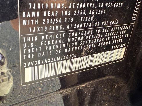 Used 2020 Volkswagen Tiguan SEL w/ Tiguan Three-Row MDO Package image 22