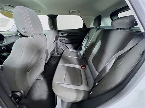 Used 2025 Chevrolet TrailBlazer LT image 22