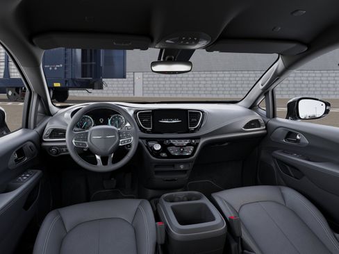 New 2026 Chrysler Pacifica Select image 42