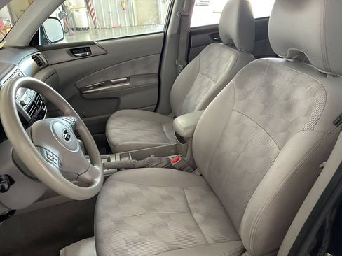 Used 2010 Subaru Forester 2.5X Premium AWD/4WD image 9