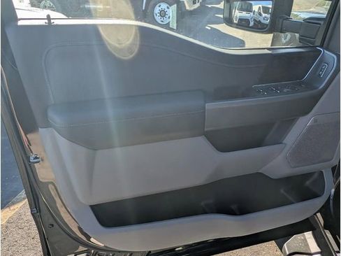 New 2026 Ford F250 XLT w/ XLT Premium Package image 17
