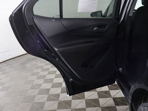 Used 2023 Chevrolet Equinox LT image 21