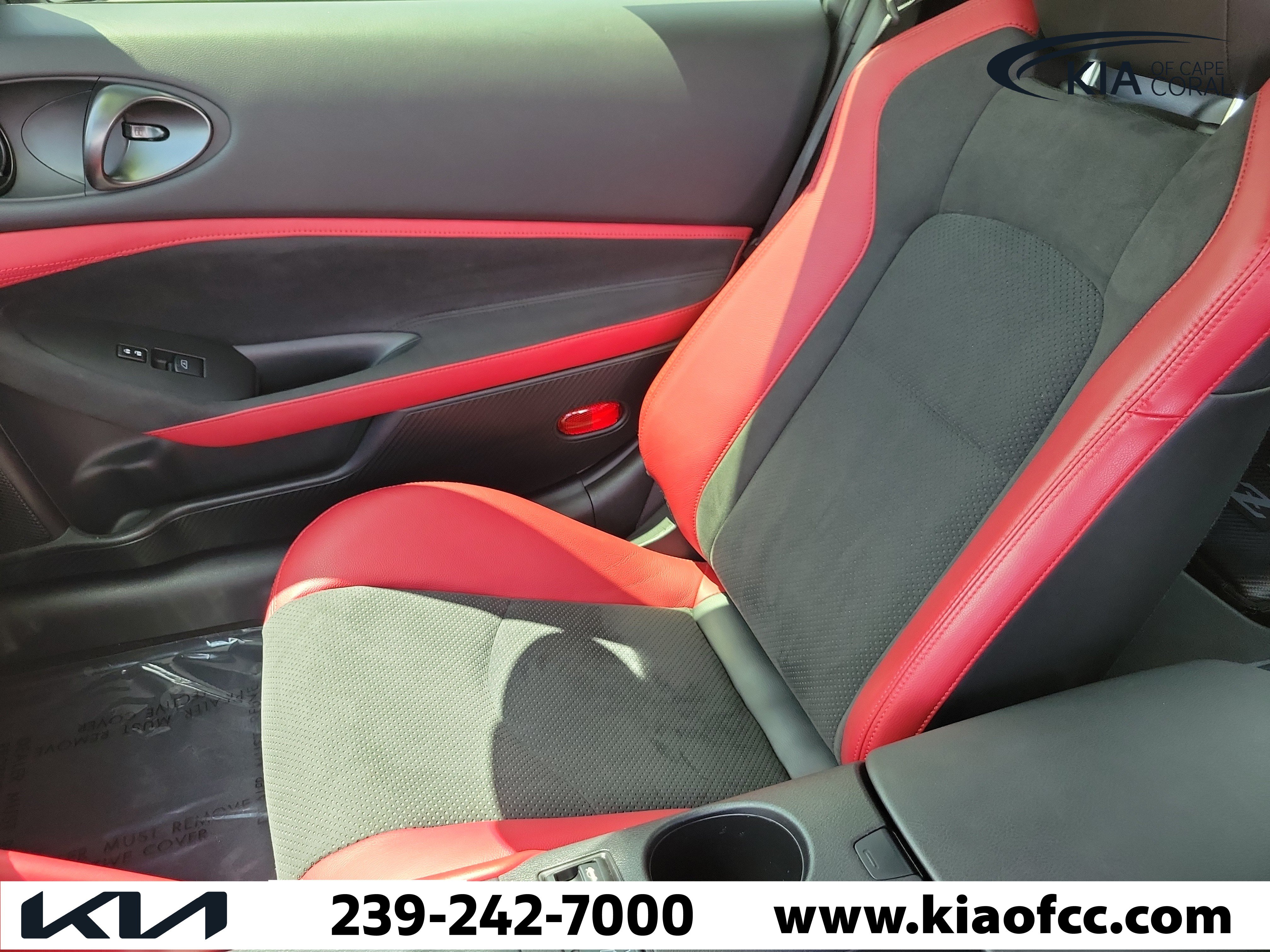Used 2025 Nissan Z Performance w/ Floor Mat Package RWD image 28