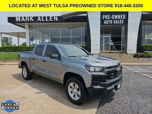 Used 2023 Chevrolet Colorado W/T RWD image 1
