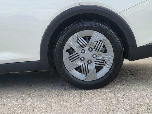 Used 2025 Kia K4 FWD image 29