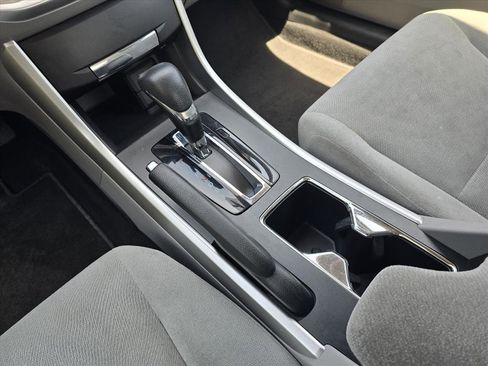 Used 2013 Honda Accord LX image 16