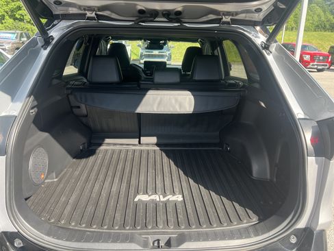 Used 2023 Toyota RAV4 XSE AWD/4WD image 14