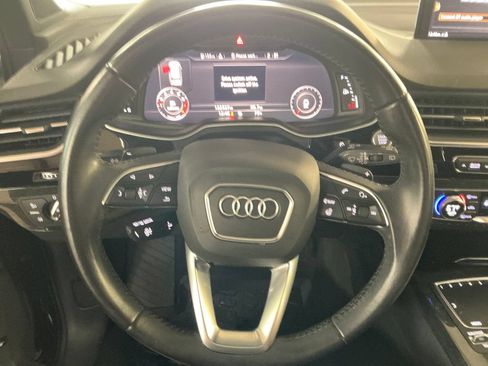 Used 2018 Audi Q7 3.0T Prestige AWD/4WD image 19