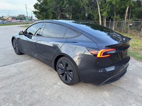 Used 2025 Tesla Model 3 Long Range RWD image 12