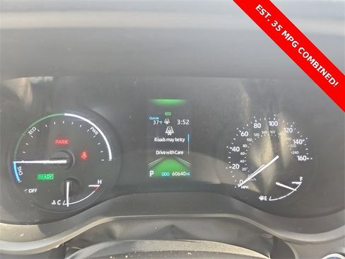 Used 2022 Toyota Sienna LE image 12