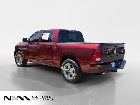 Used 2018 RAM 1500 Express w/ Express Value Package RWD image 3