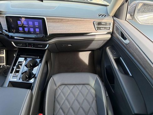 New 2026 Volkswagen Atlas SEL Premium R-Line image 29