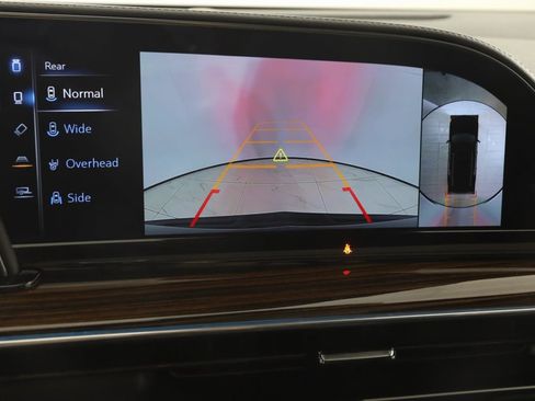 Used 2022 Cadillac Escalade Premium Luxury image 10